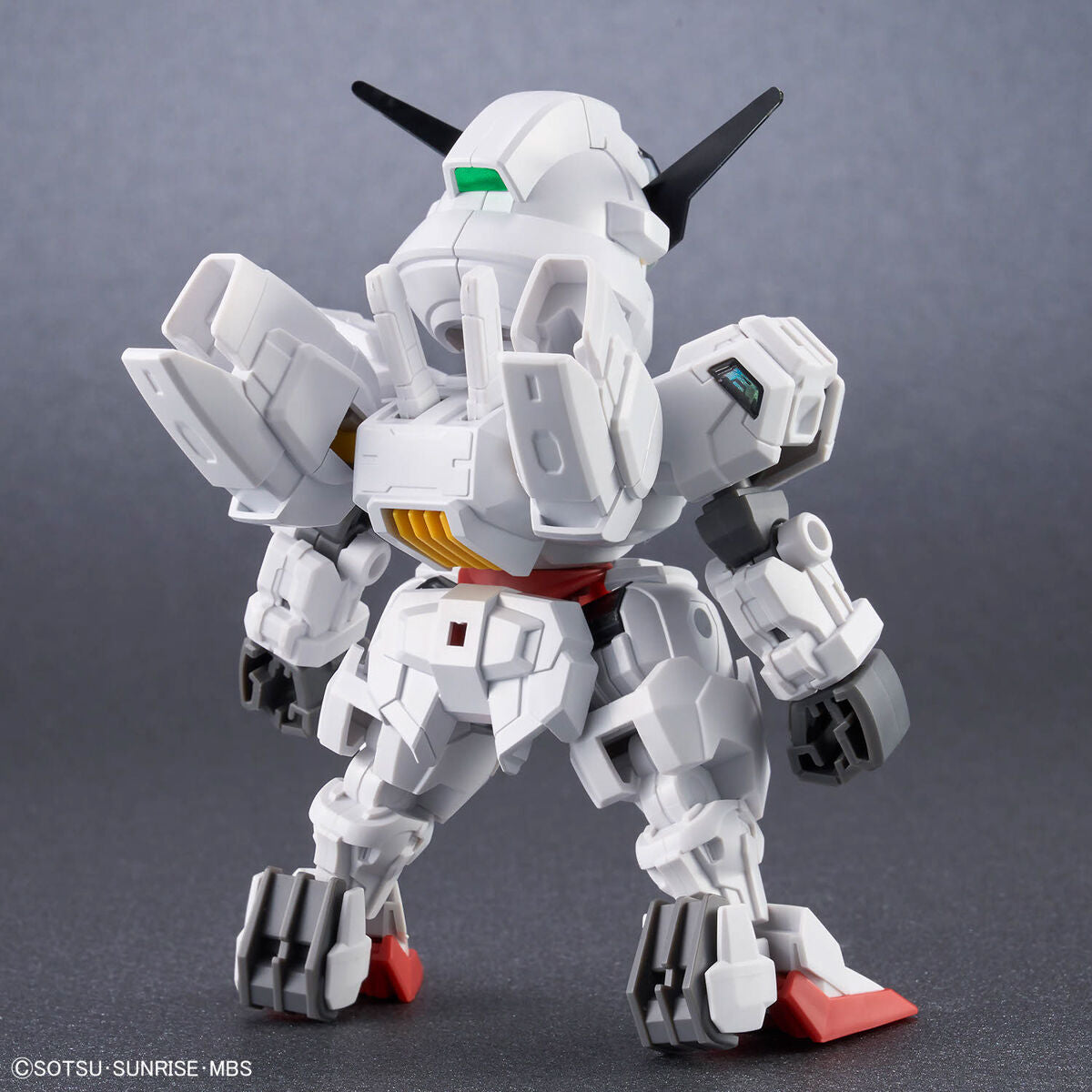 SD GUNDAM CROSS SILHOUETTE GUNDAM CALIBARN