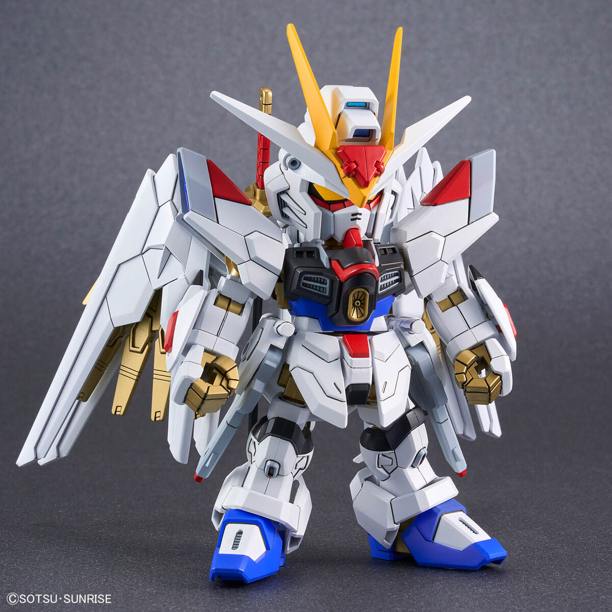 SD GUNDAM CROSS SILHOUETTE MIGHTY STRIKE FREEDOM GUNDAM