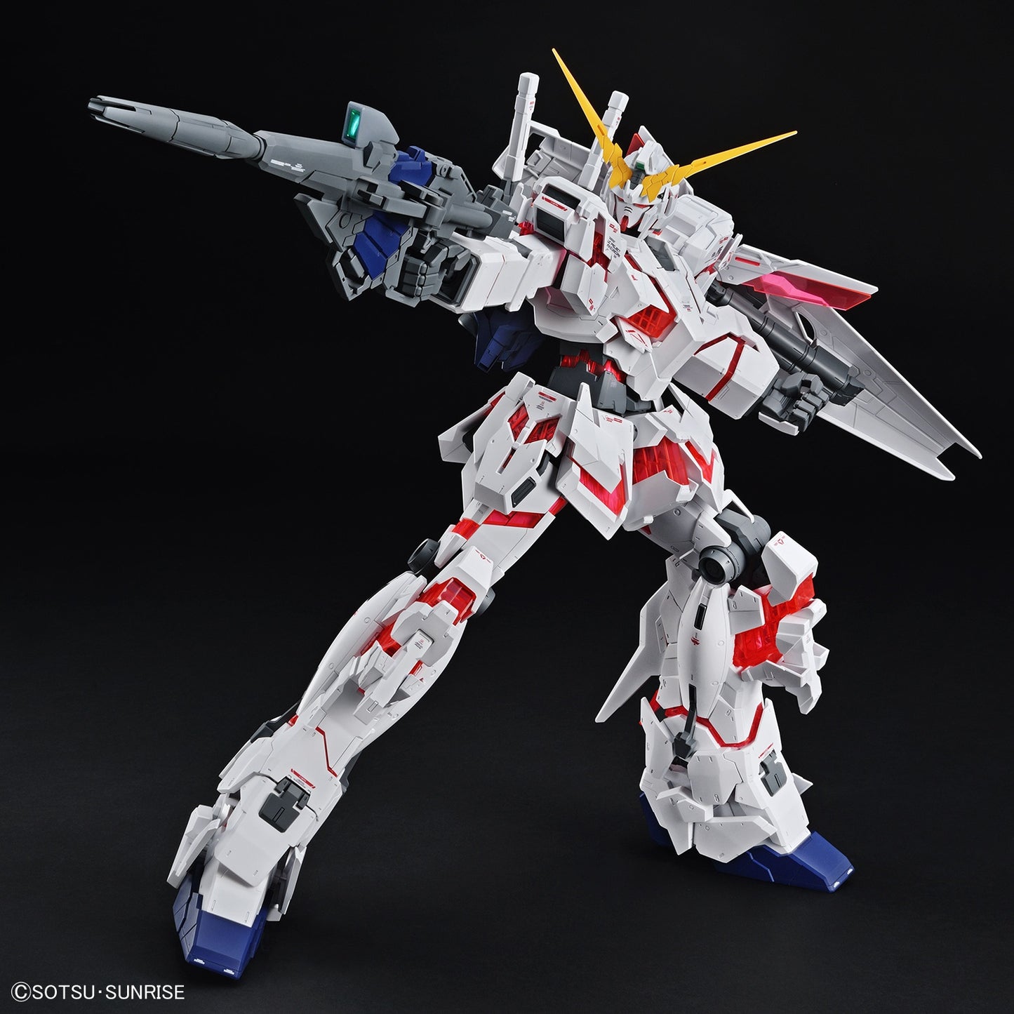 Mega Size Model - 1/48 Scale Unicorn Gundam [Destroy Mode]