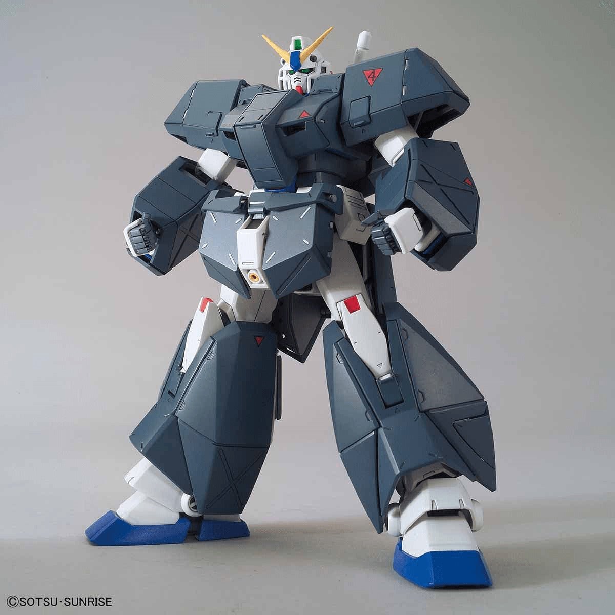 MG 1/100 GUNDAM NT-1 Ver 2.0