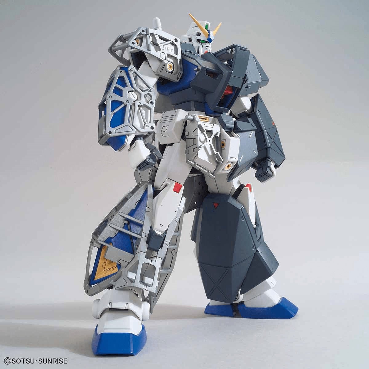 MG 1/100 GUNDAM NT-1 Ver 2.0